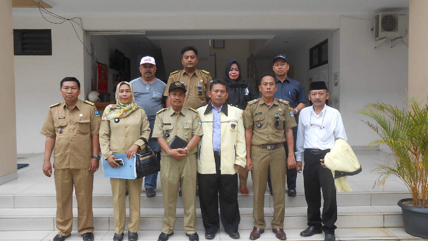 Apdesi Banten 4 april 2016